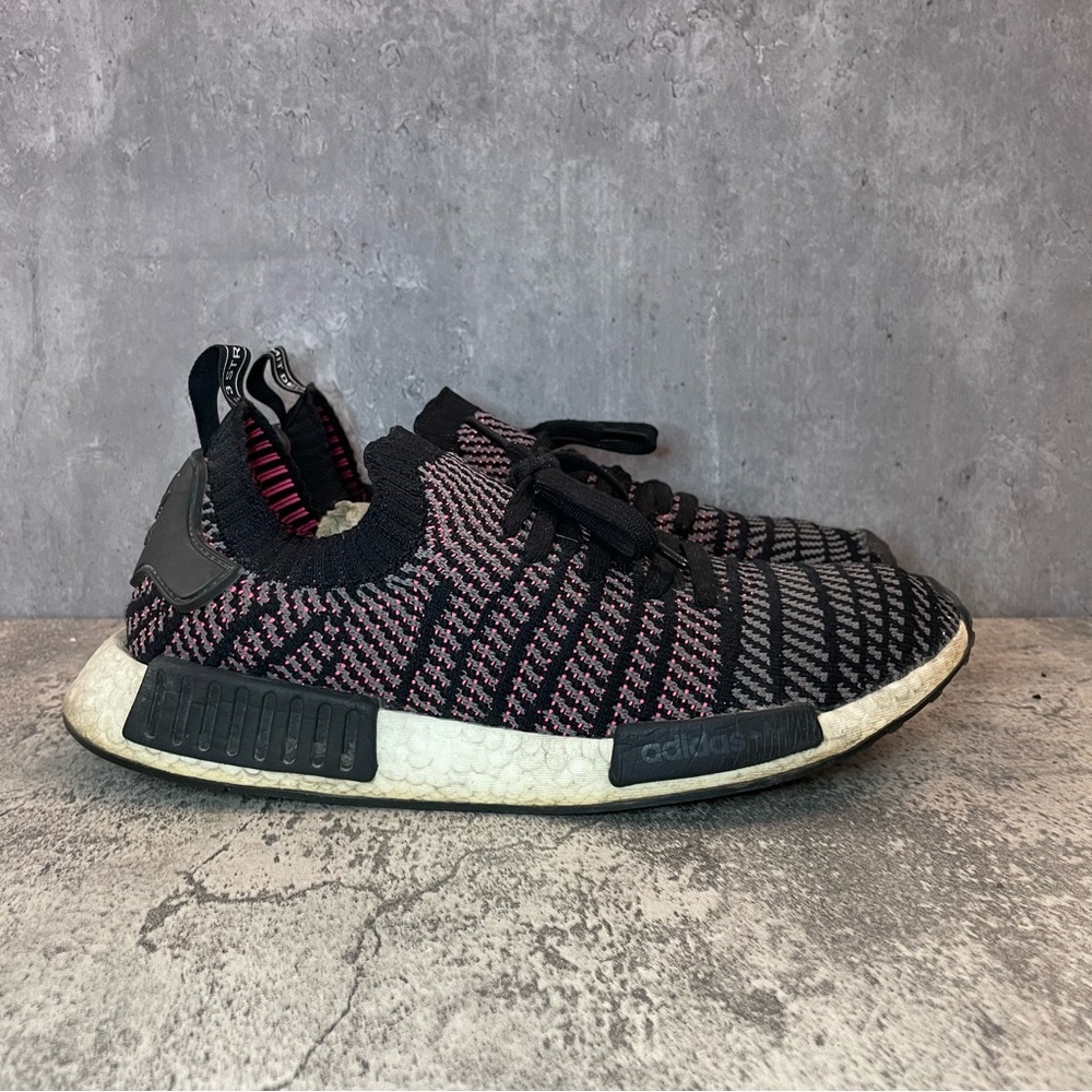 Adidas NMD R1 Running Shoes Mens sz 11